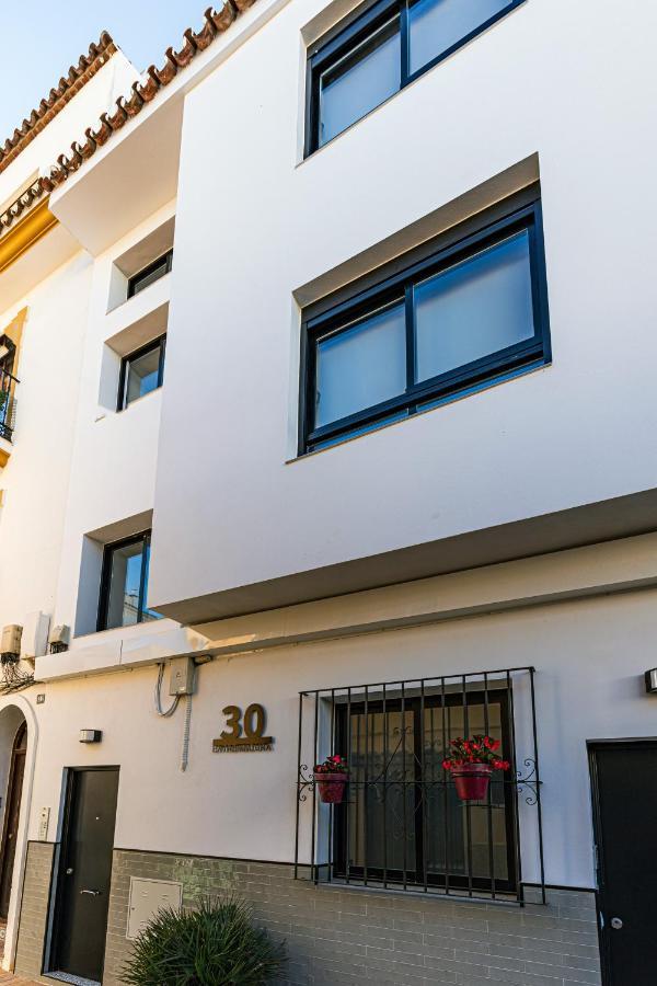 Acogedor Apartamento En Estepona Centro By Rent Me Exteriér fotografie